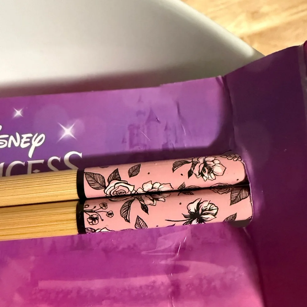 Disney Princess Floral Ramen Bowl with Chopsticks ceramic Tiana Belle Aurora